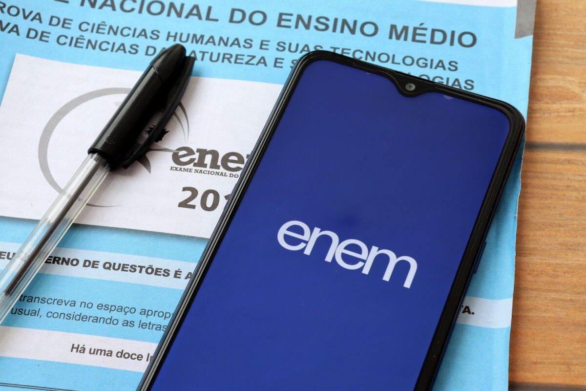 Alunos de Centro do Guilherme participam do primeiro dia do Enem 2025
