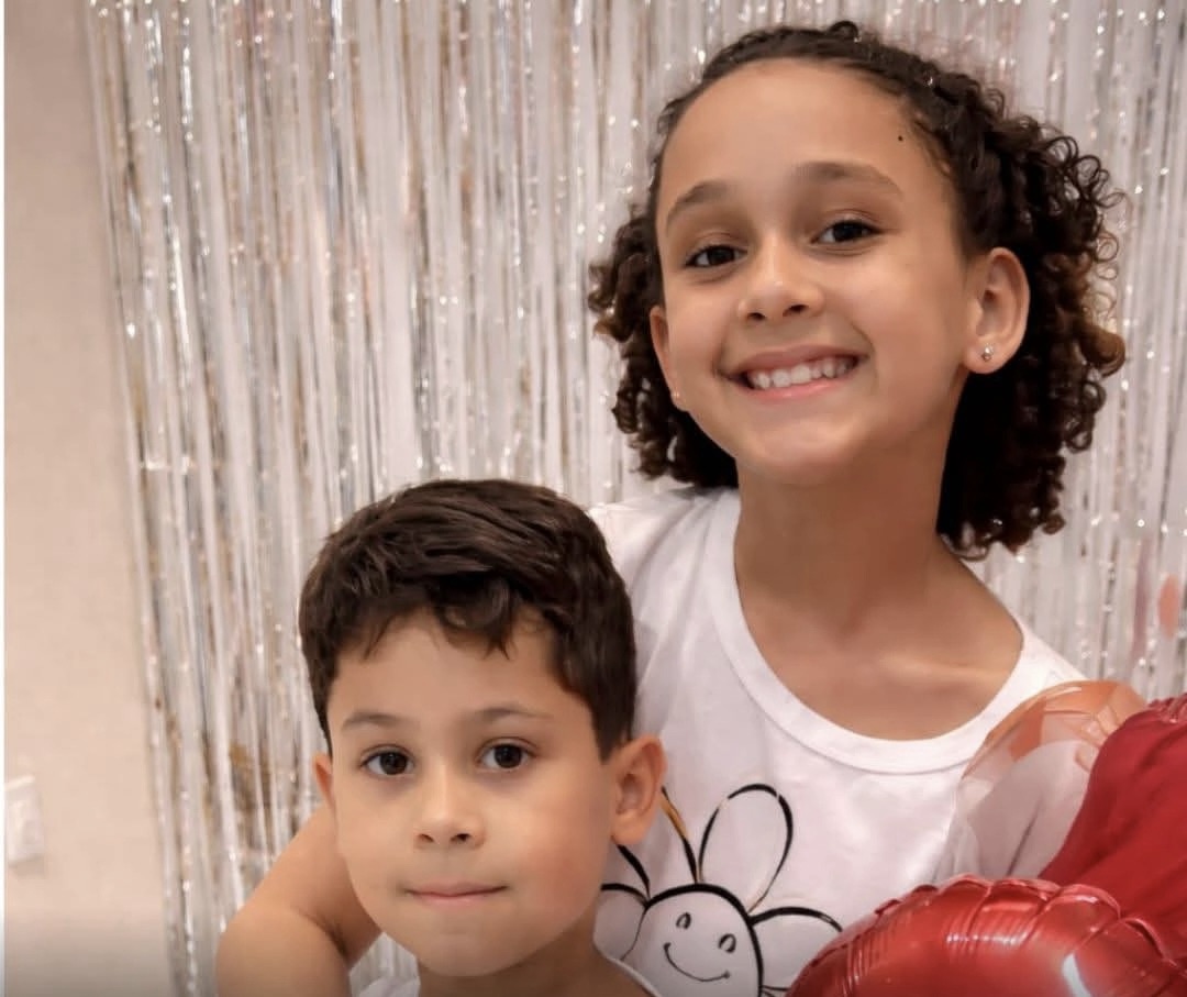 Acidente de carro mata duas crianças e deixa outras feridas enquanto brincavam em Balsas